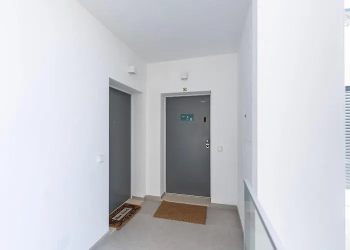 Appartamento Stunning 3 Bdr Flat W/ Rooftop Pool By Lovelystay