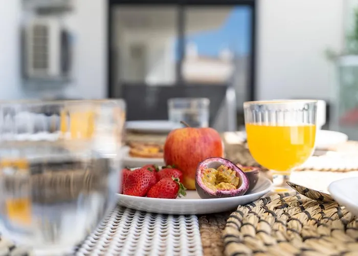 Stunning 3 Bdr Flat W/ Rooftop Pool By Lovelystay Albufeira