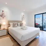 Stunning 3 Bdr Flat W/ Rooftop Pool By Lovelystay Апартаменты Албуфейра
